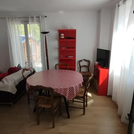 Charmante Maison *